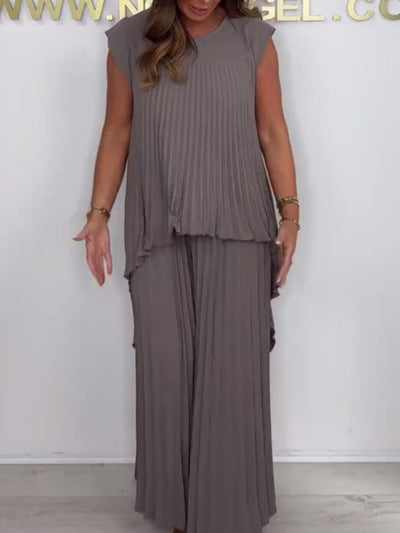 Laney pleated short sleeve dress