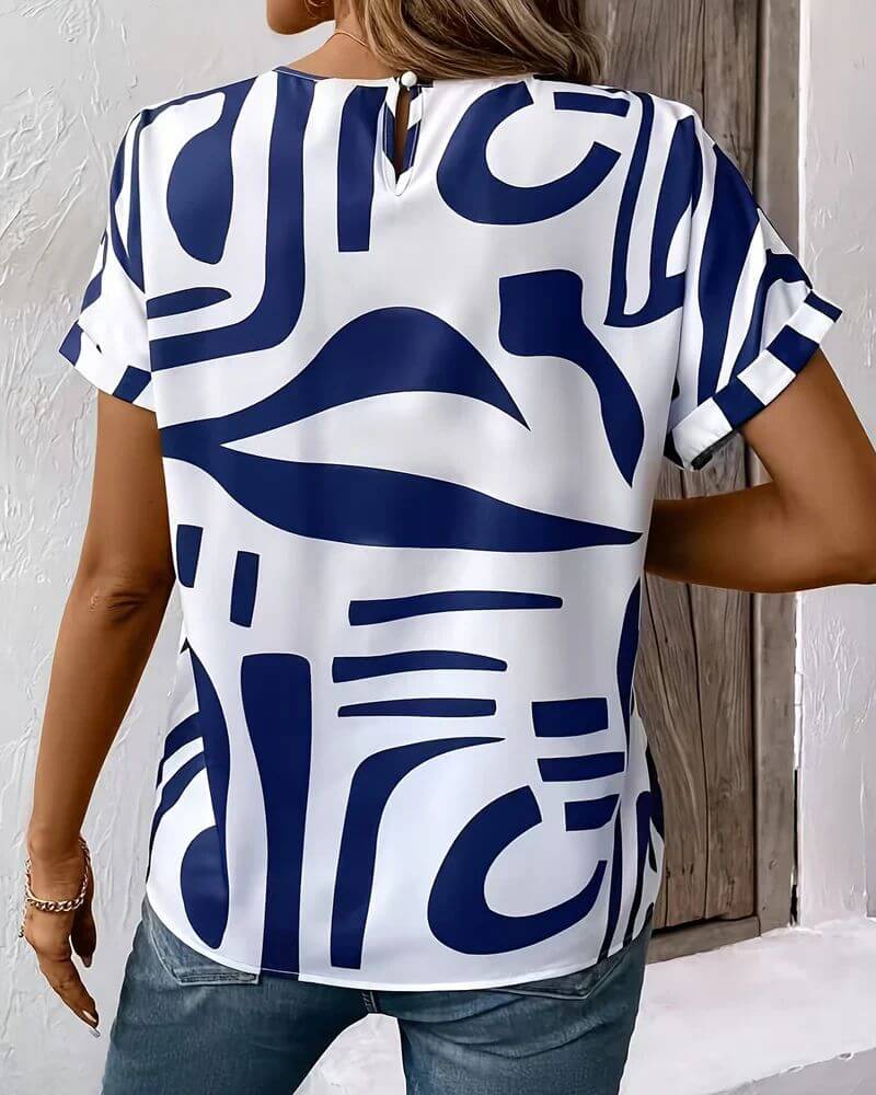 Ariane – Summer Blouse with a Trendy Look