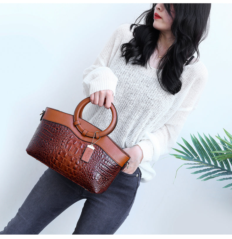 Alfrida | Elegant handbag with sophisticated crochet effect