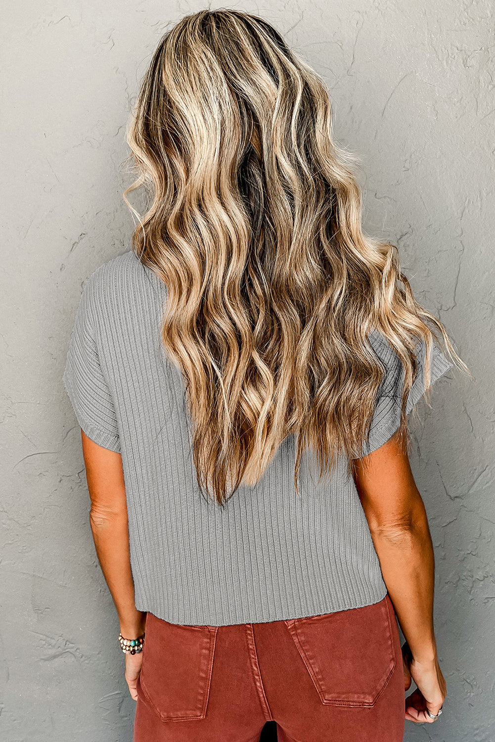 Short Sleeve Ribbed Sweater - Gray