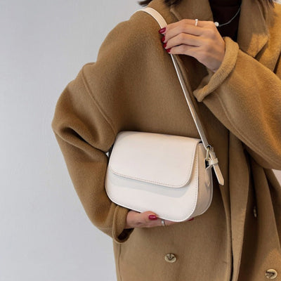 Eldborg | Elegant shoulder bag in a muted nude tone