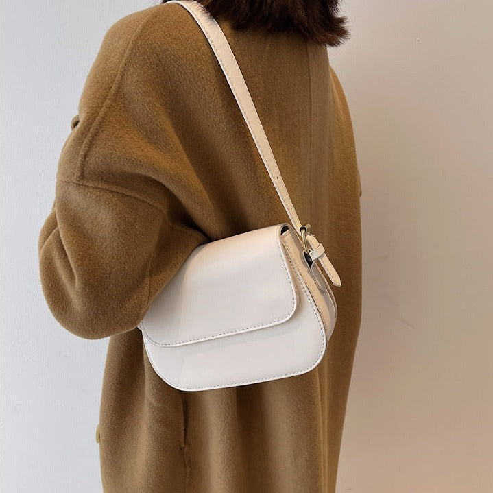 Eldborg | Elegant shoulder bag in a muted nude tone