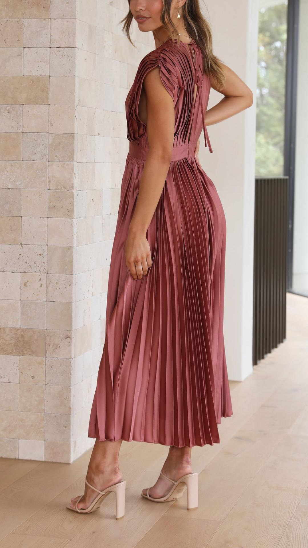 Emma | Maxi Dress with Deep V-Neck