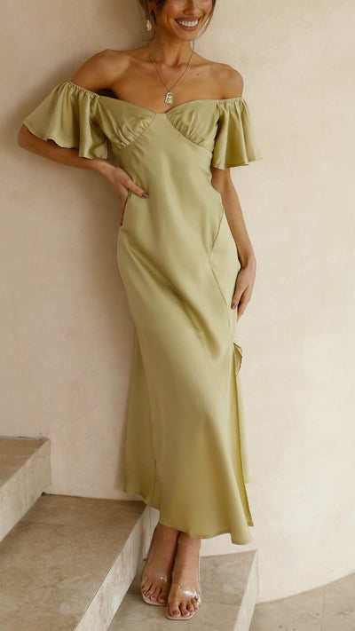 Nalani | Off-the-Shoulder Maxi Dress with Butterfly Sleeves