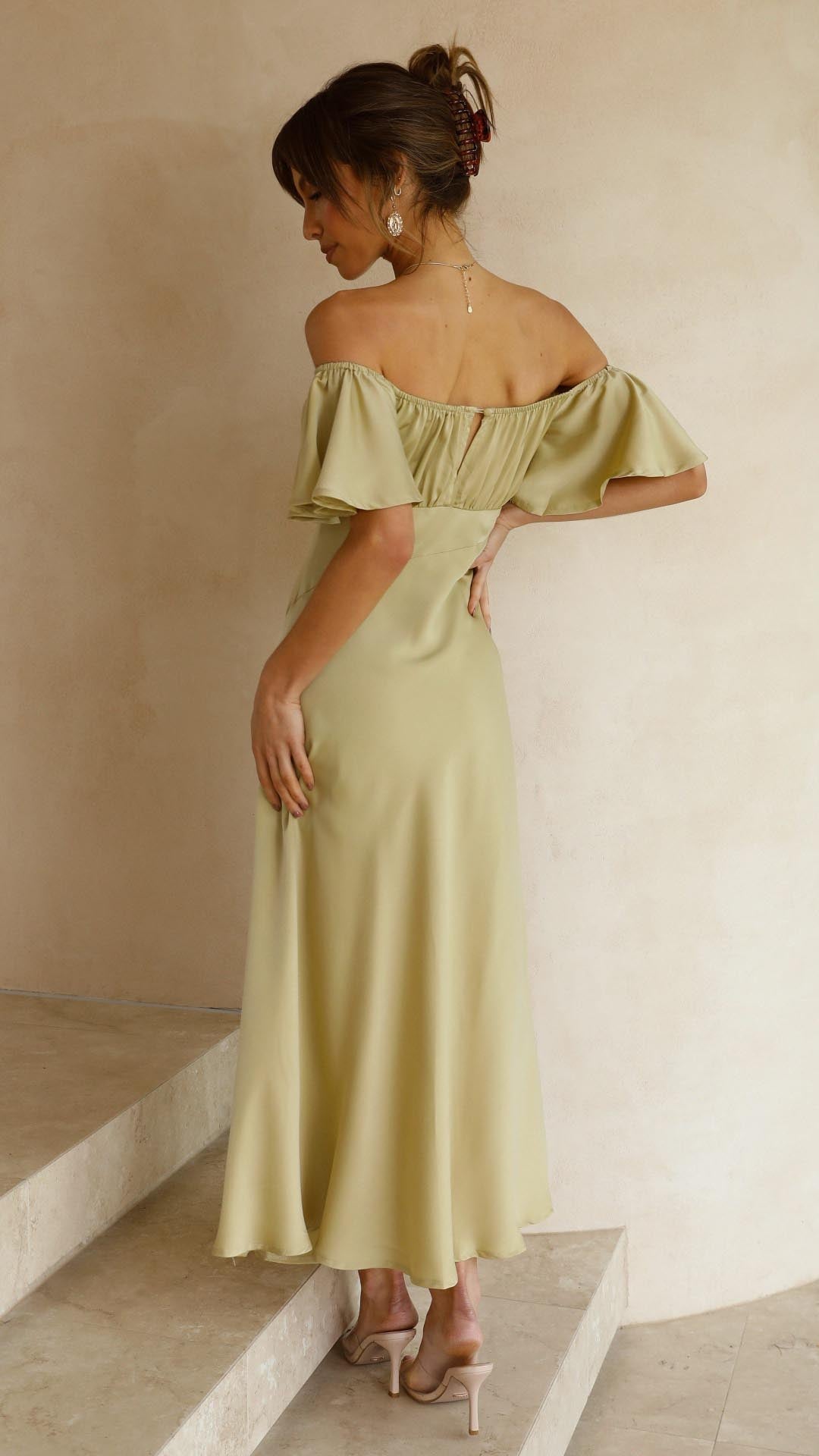 Nalani | Off-the-Shoulder Maxi Dress with Butterfly Sleeves