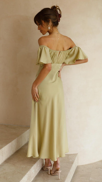 Nalani | Off-the-Shoulder Maxi Dress with Butterfly Sleeves