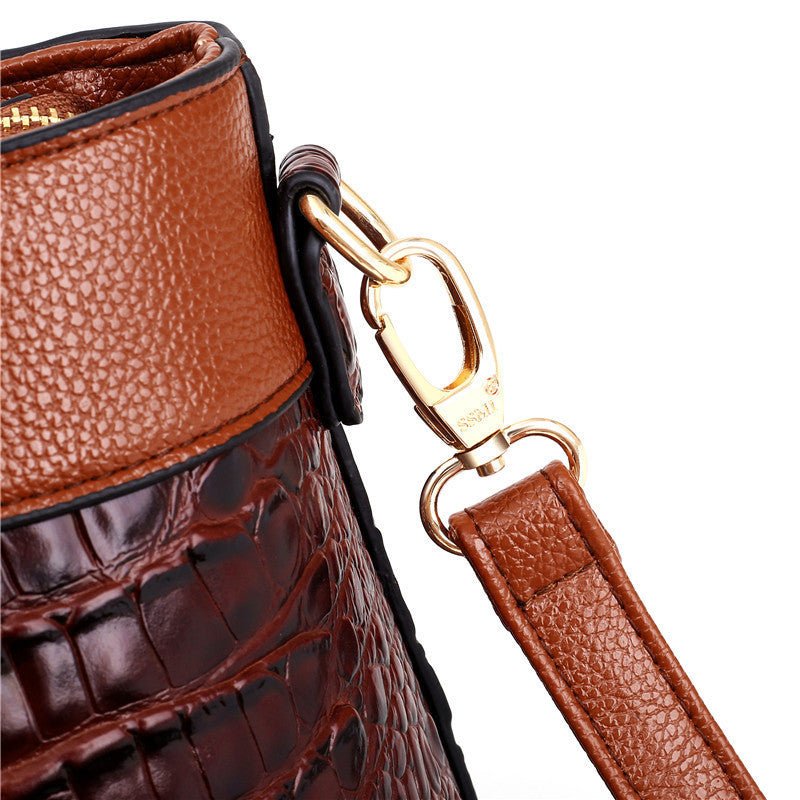 Alfrida | Elegant handbag with sophisticated crochet effect