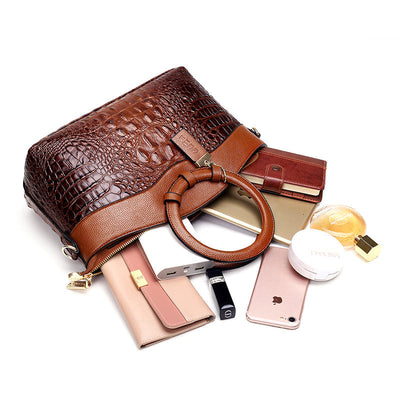 Alfrida | Elegant handbag with sophisticated crochet effect