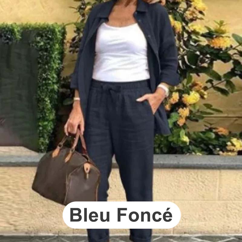 Women's set with long-sleeved shirt and hose from wool and leather